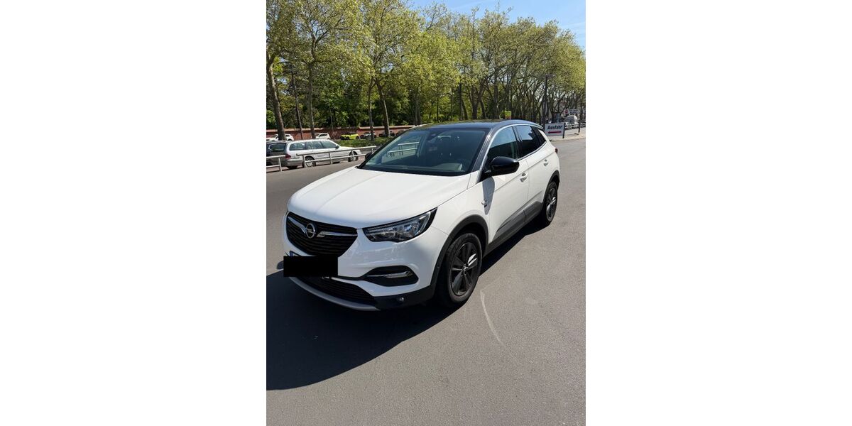 Opel Grandland (X) 61.800 km 15.400 &euro; Köln 50937