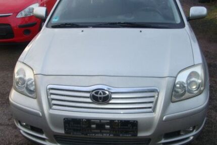 Toyota Avensis 247.000 km 1.600 &euro; Erlensee 63526
