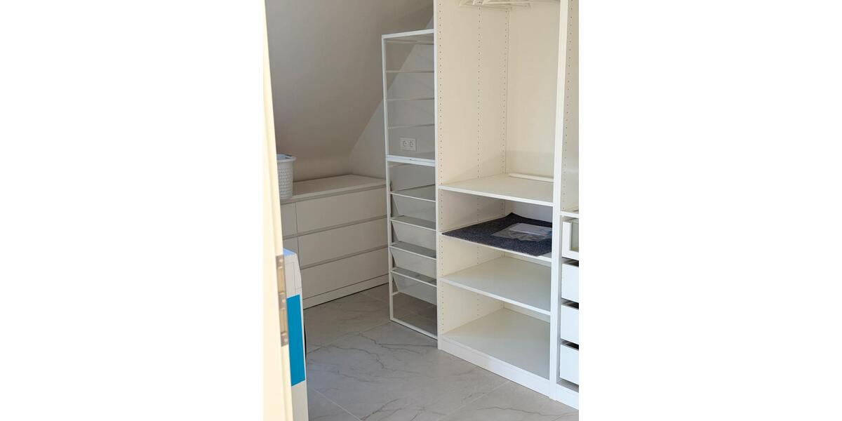 Doppelhaushälfte Laatzen - 7 Zimmer, 160 m&sup2;, 1.800&euro; | Angebot:24703027