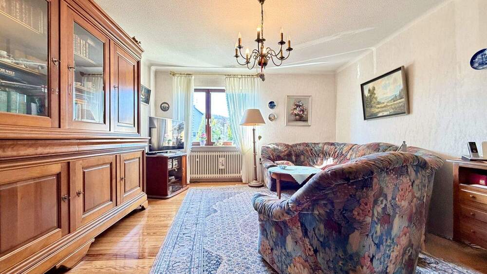 Einfamilienhaus Ottweiler - 6 Zimmer, 152 m&sup2;, 197.000&euro; | Angebot:25413261