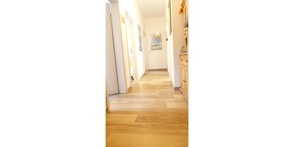 Etagenwohnung Uplengen - 3 Zimmer, 84 m&sup2;, 755&euro; | Angebot:26324456