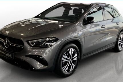 Mercedes-Benz GLA 180 2.210 km 37.620 &euro; Cham 93413