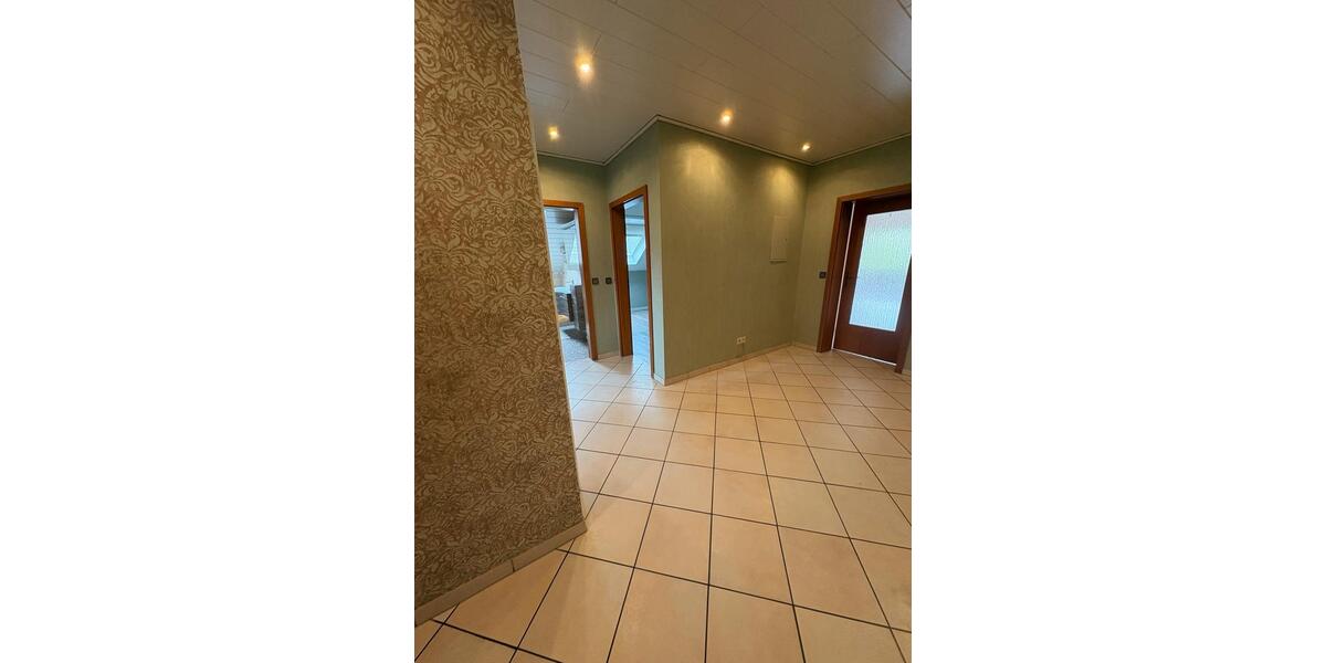 Dachgeschoßwohnung Minden Kuhlenkamp - 3 Zimmer, 88 m&sup2;, 1.301&euro; | Angebot:26339871