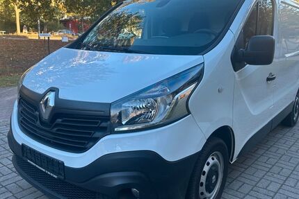 Renault Trafic 117.000 km 9.990 &euro; Berlin 12349