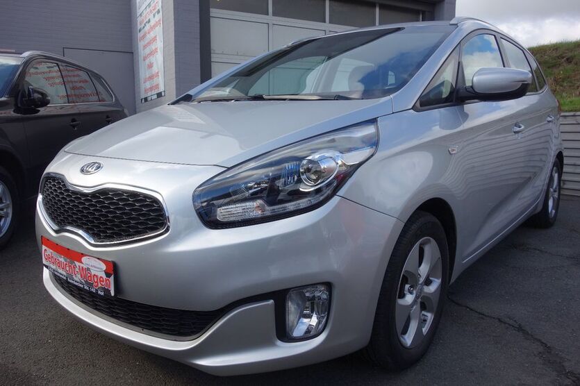 Kia Carens 160.000 km 5.690 € Hof 95030