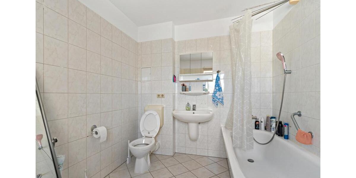 Dachgeschoßwohnung Halle (Saale) Damaschkestraße - 2 Zimmer, 53 m&sup2;, 450&euro; | Angebot:26251266