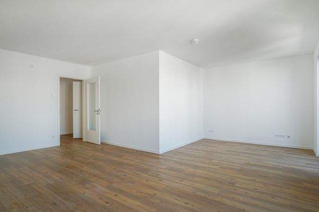Etagenwohnung Berlin Siemensstadt - 4 Zimmer, 100 m&sup2;, 1.666&euro; | Angebot:25537976