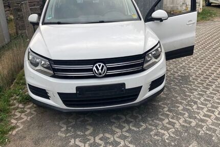 VW Tiguan 122.000 km 9.400 &euro; Gifhorn 38518
