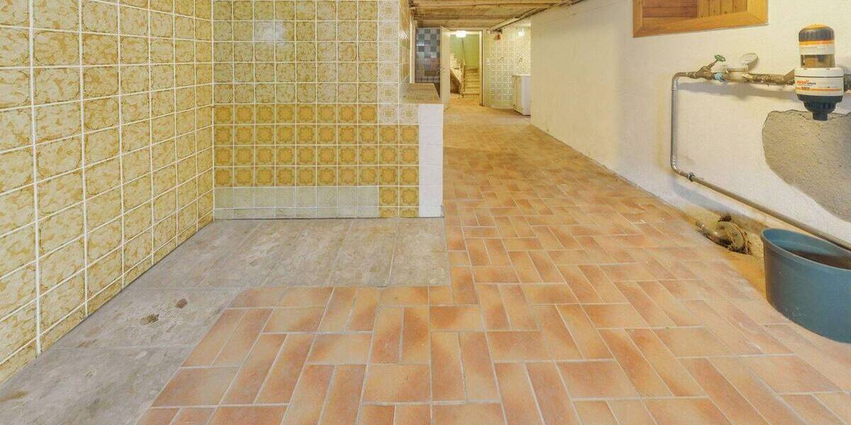 Doppelhaushälfte Singen Bohlingen - 7 Zimmer, 140 m&sup2;, 290.000&euro; | Angebot:26243095