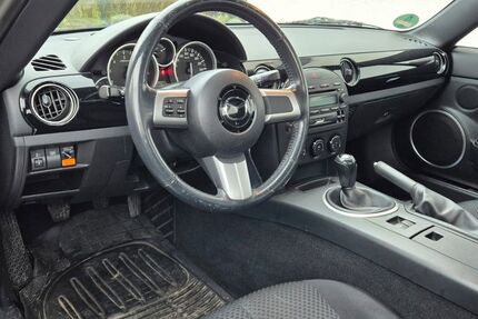 Mazda MX-5 99.300 km 10.990 &euro; Hessisch Oldendorf 31840