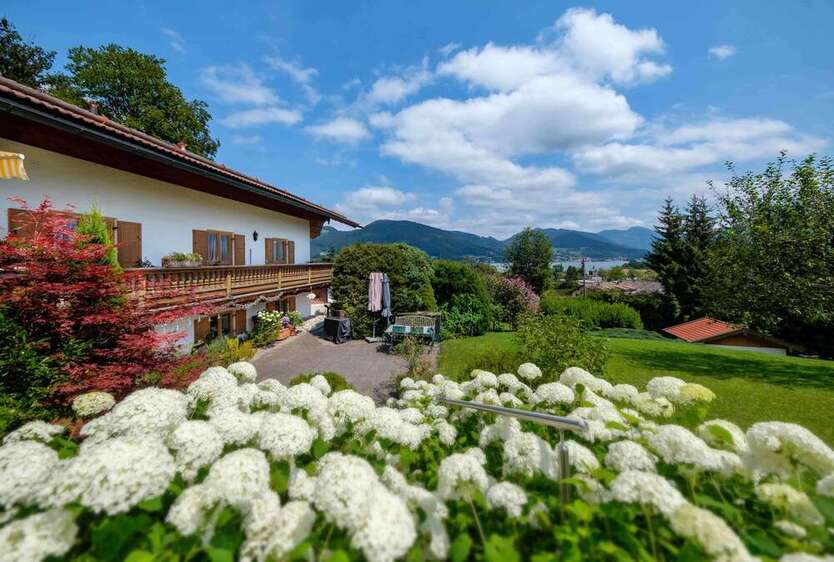 Haus zum Kaufen in Bad Wiessee 4.200.000 € 311 m²