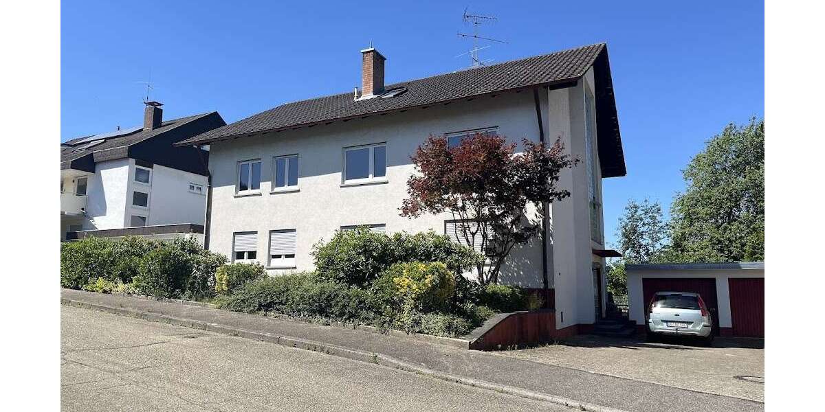 Etagenwohnung Oberkirch - 3 Zimmer, 86 m&sup2;, 857&euro; | Angebot:27325915