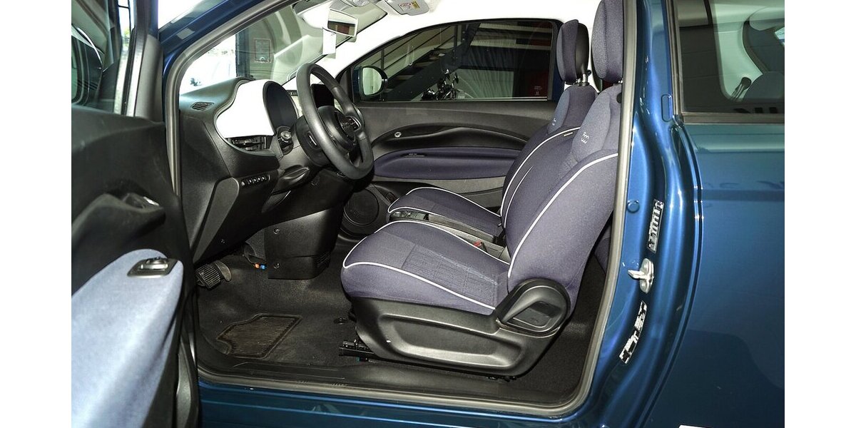 Fiat 500e Action Carplay Android Automatik 1.Hand 20.500 km 13.120 &euro; Lich 35423