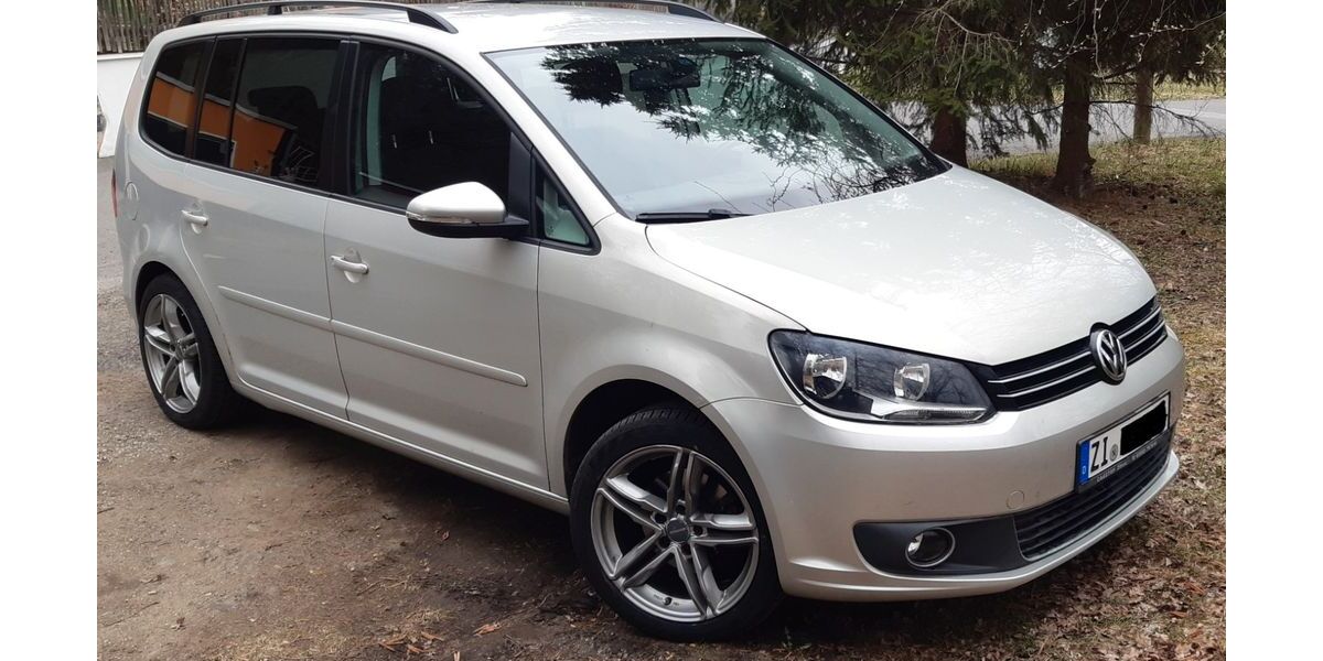 VW Touran 142.000 km 7.890 &euro; Eckartsberg 02763