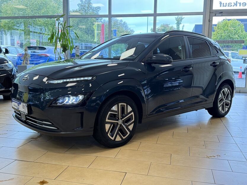 Hyundai KONA 56.246 km 20.900 € Hennef 53773