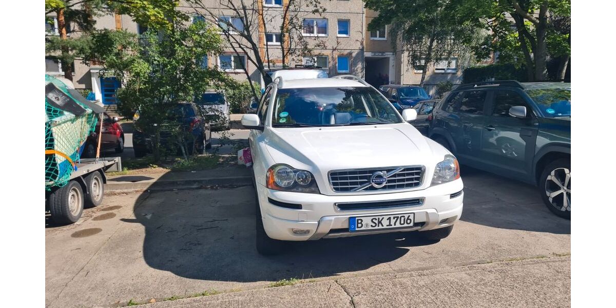 Volvo XC90 199.999 km 17.999 &euro; Berlin 12524