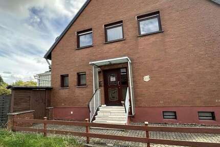 Haus zum Kaufen in Niederzier 240.000 € 87 m²