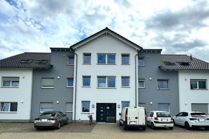 Haus zum Kaufen in Niederkassel 4.700.000 € 857 m² 30 zimmer