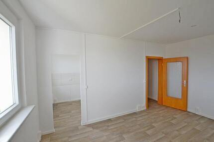 Wohnung Sangerhausen - 2 Zimmer, 42 m&sup2;, 255&euro; | Angebot:26379994