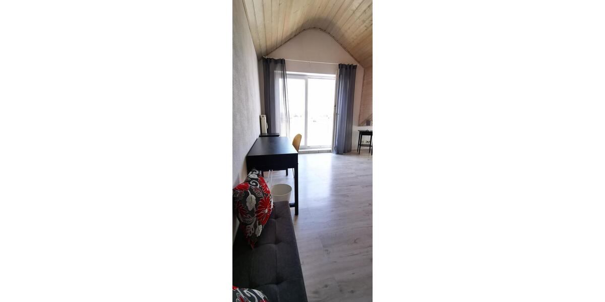 Dachgeschoßwohnung Ingolstadt Münchener Straße - 1.5 Zimmer, 40 m&sup2;, 600&euro; | Angebot:25435850