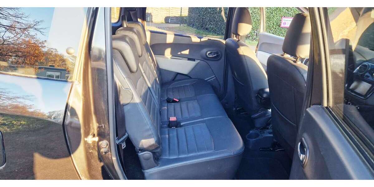 Dacia Lodgy 109.000 km 8.350 &euro; Bergisch Gladbach 51469