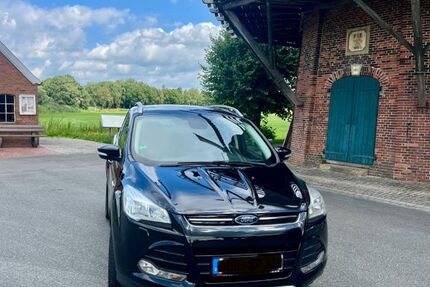 Ford Kuga 97.510 km 11.300 &euro; Großefehn 26629