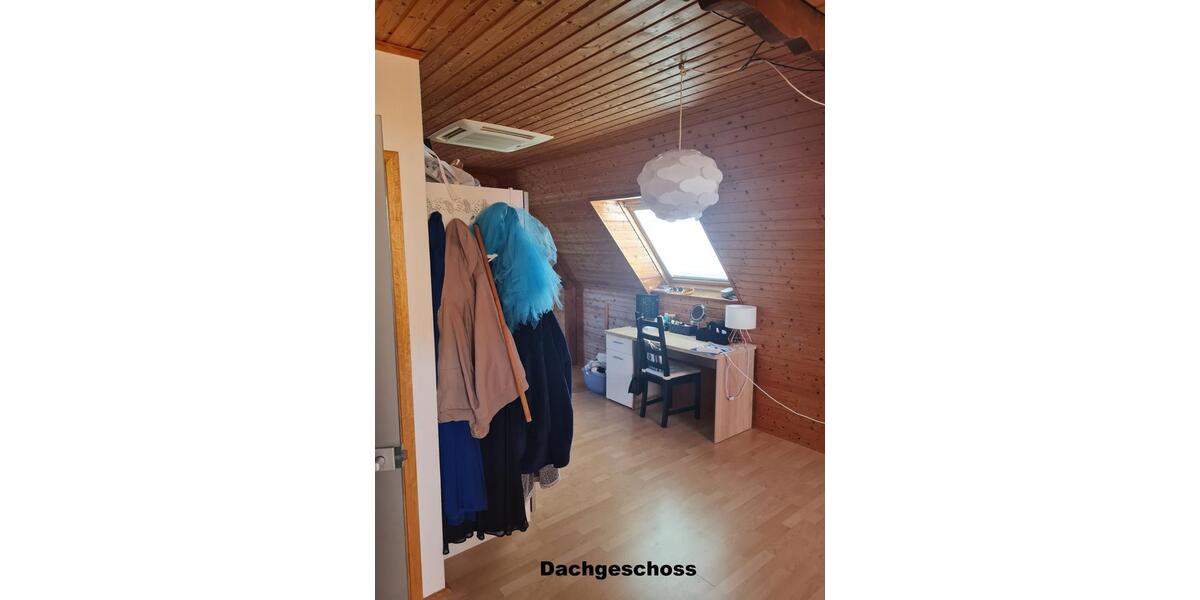 Moderne Wohnung mit überd. Terrasse zum 01.06.26 zu vermieten 4 zimmer