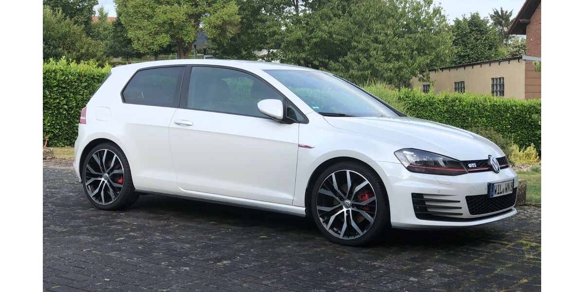 VW Golf 140.000 km 11.500 &euro; Binsfeld 54518