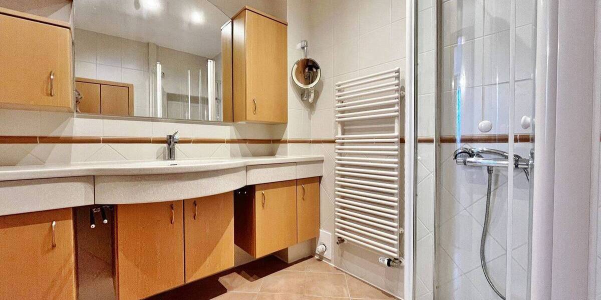 Doppelhaushälfte Bremen Kattenturm - 8 Zimmer, 230 m&sup2;, 399.000&euro; | Angebot:26309071