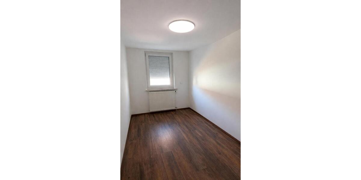 Einfamilienhaus Flieden - 6 Zimmer, 162 m&sup2;, 1.600&euro; | Angebot:26351975