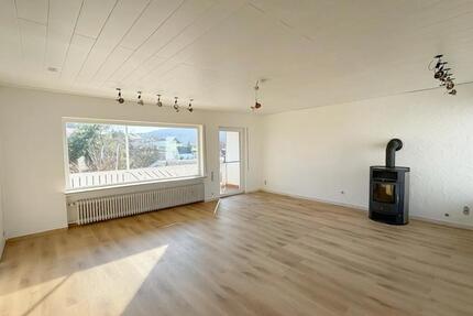 Haus Sinn - 6 Zimmer, 169 m&sup2;, 1.250&euro; | Angebot:25329094