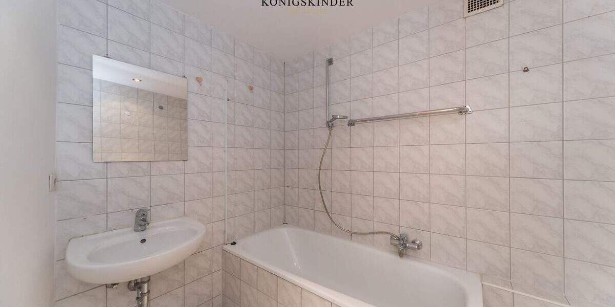Etagenwohnung Pforzheim Südweststadt - 4 Zimmer, 111 m&sup2;, 325.000&euro; | Angebot:25676045