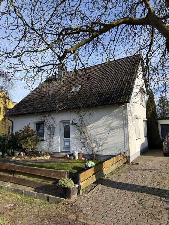 Haus zum Kaufen in Oldenburg 300.000 € 133 m²