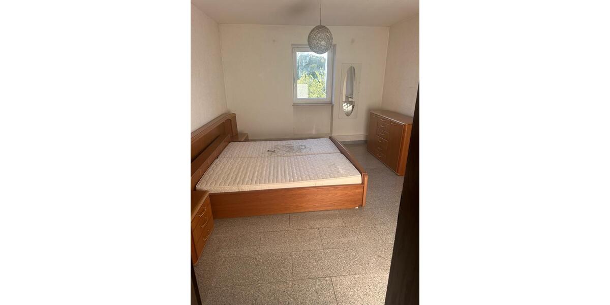 Erdgeschoßwohnung Weilbach - 1 Zimmer, 70 m&sup2;, 600&euro; | Angebot:26400714