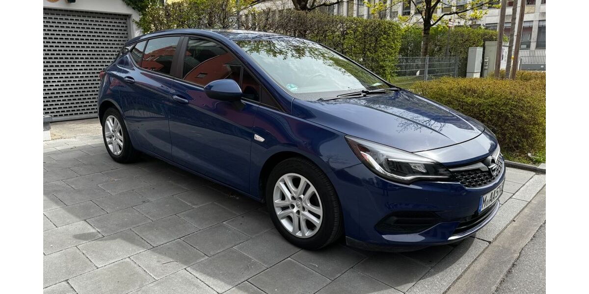 Opel Astra 68.000 km 10.500 &euro; München 80339