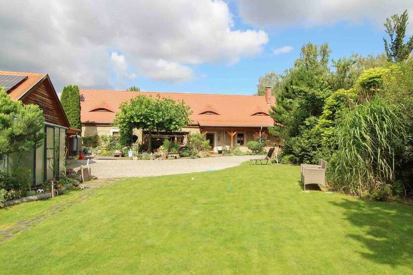 Haus zum Kaufen in Sömmerda 630.000 € 180.09 m²