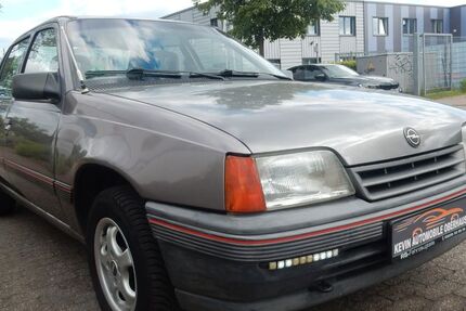 Opel Kadett 50.484 km 1.199 € Oberhausen 46047