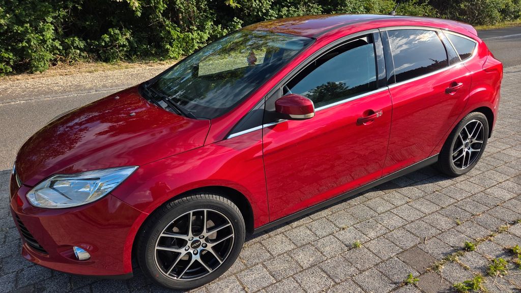 Ford Focus 198.000 km 4.900 &euro; Waldshut-Tiengen 79761