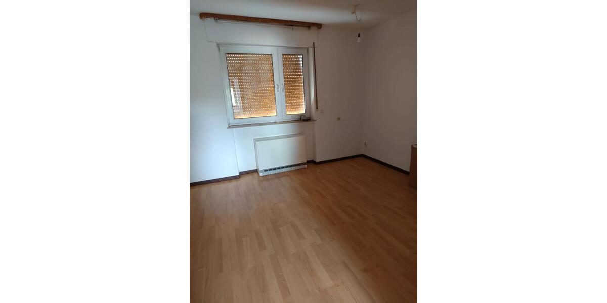 Einfamilienhaus Idar-Oberstein Oberstein - 7 Zimmer, 151 m&sup2;, 130.000&euro; | Angebot:26818568