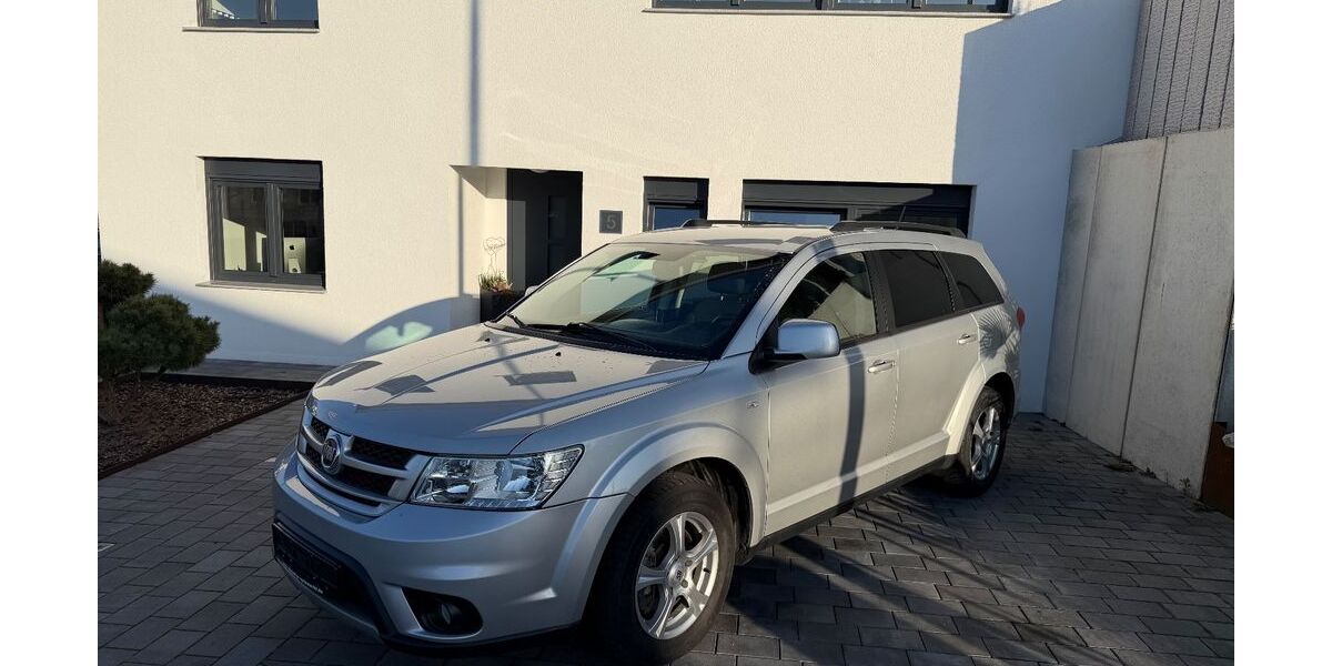 Fiat Freemont 111.000 km 10.999 &euro; Abstatt 74232