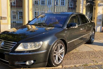 VW Phaeton