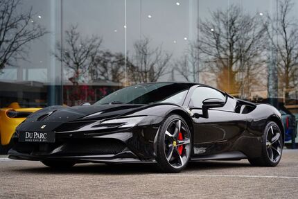 Ferrari SF90 4.807 km 409.888 &euro; Oisterwijk 