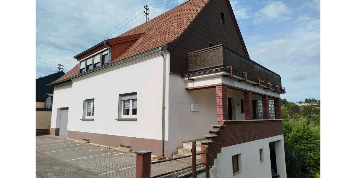 Dachgeschoßwohnung Eppelborn - 3 Zimmer, 94 m&sup2;, 520&euro; | Angebot:26412254