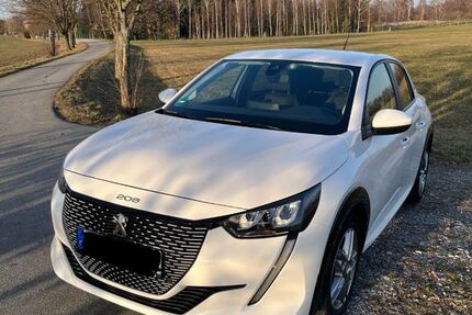 Peugeot 208 61.000 km 13.500 &euro; Großdubrau 02694