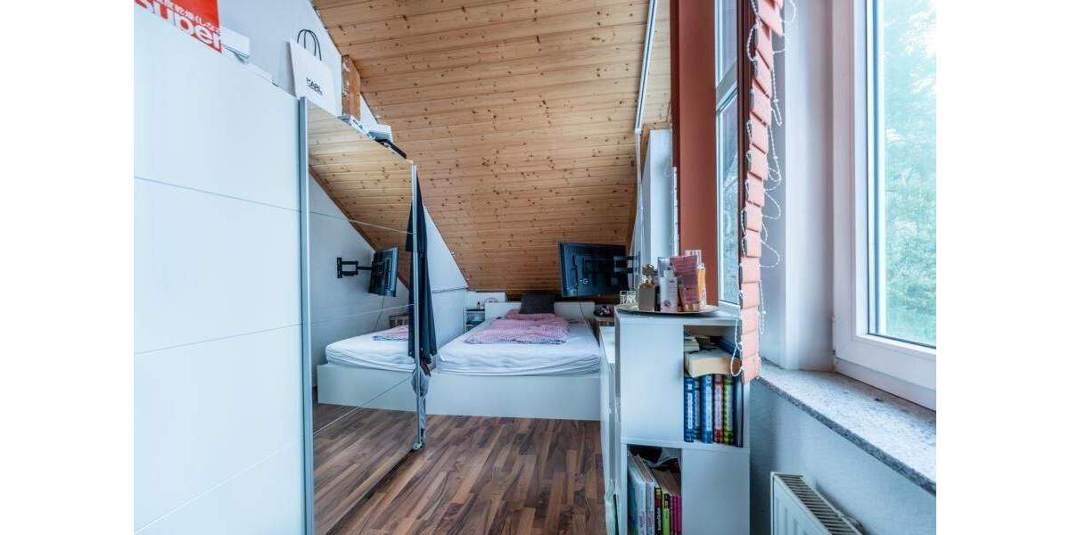 Doppelhaushälfte Villingen-Schwenningen Schwenningen - 6 Zimmer, 159 m&sup2;, 589.000&euro; | Angebot:25698701