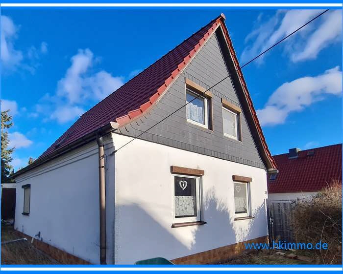 Freistehendes Einfamilienhaus in Ahlsdorf bei Helbra sucht neue Bewohner - Einfamilienhaus Ahlsdorf | Angebot:19469474