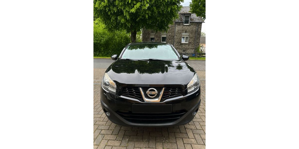 Nissan Qashqai 125.000 km 7.500 &euro; Selters 56242
