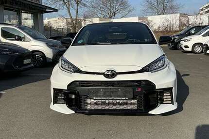 Toyota Yaris 4.700 km 47.900 &euro; Nürnberg 90408