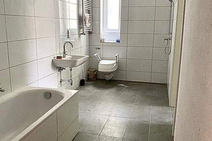 Altbauwohnungen + Balkon - Östliche Ringgebiet Braunschweig 4 zimmer