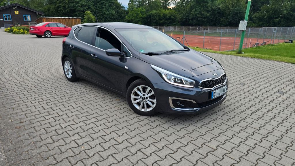 Kia ceed / Ceed 155.000 km 8.950 &euro; Feldkirchen-Westerham 83620